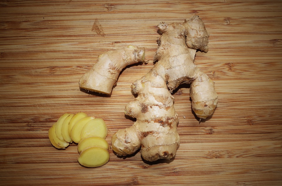 Ginger root for natural digestive health treatment